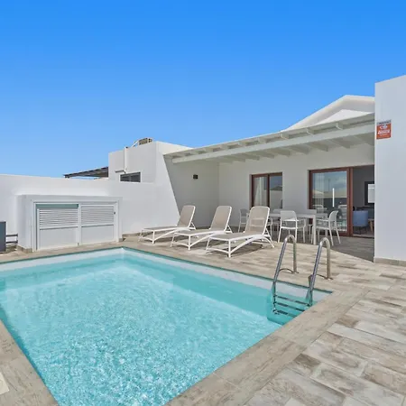 Blancazul Naira Villa